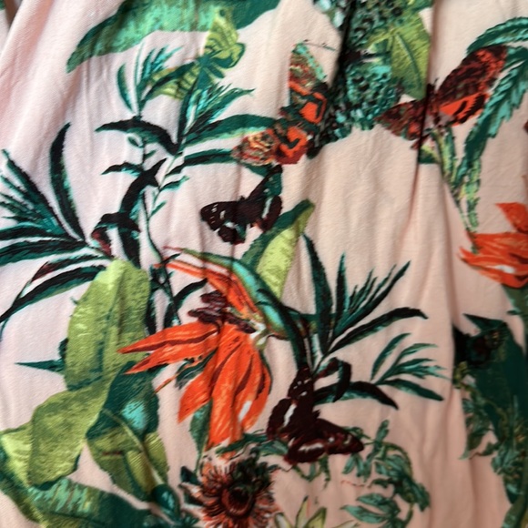 Floral Flowy Top - Picture 6 of 7